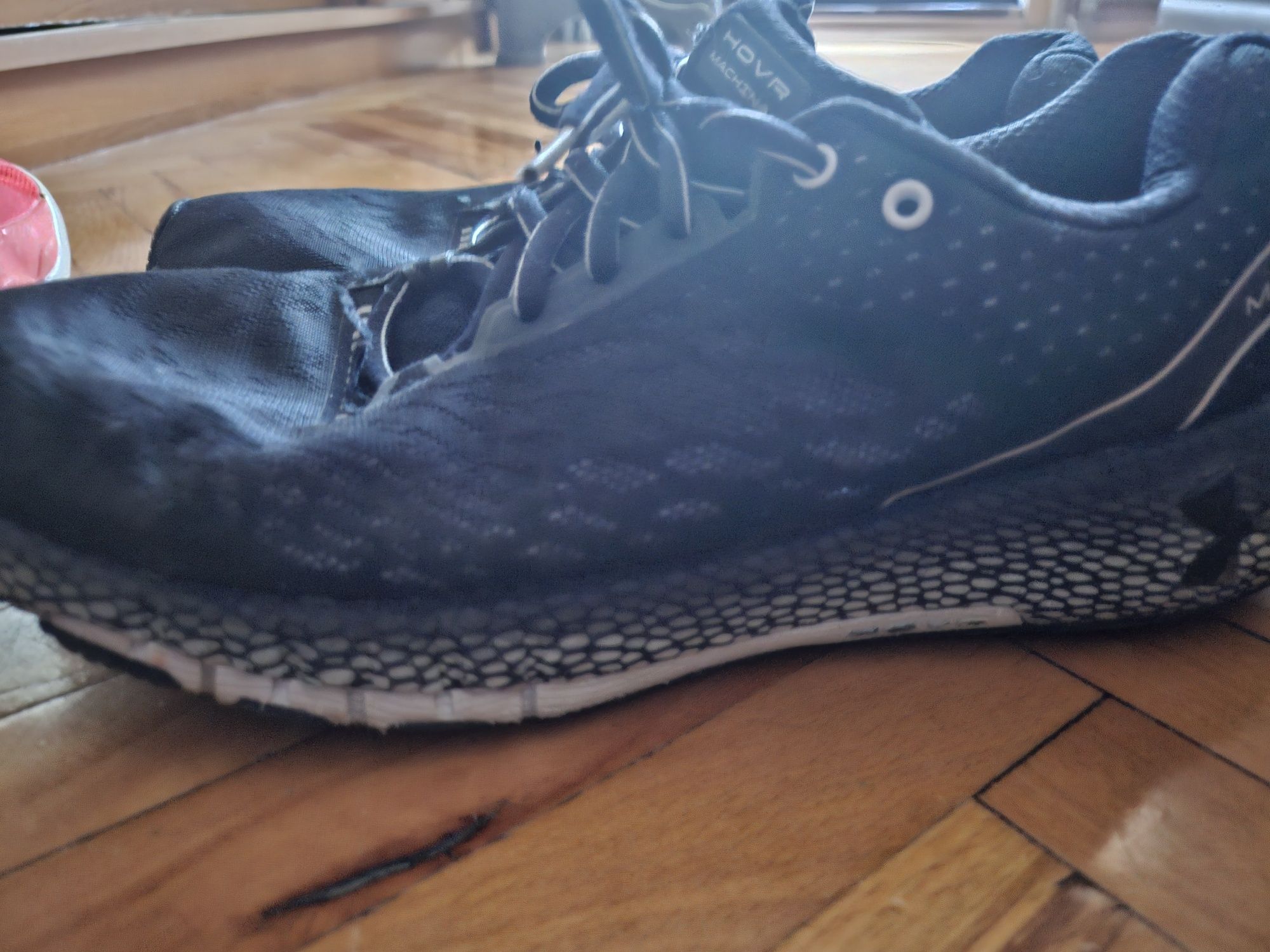 Маратонки UnderArmor