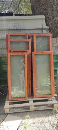 Продаю деревянные оконные створки со стеклами ( без рам )
