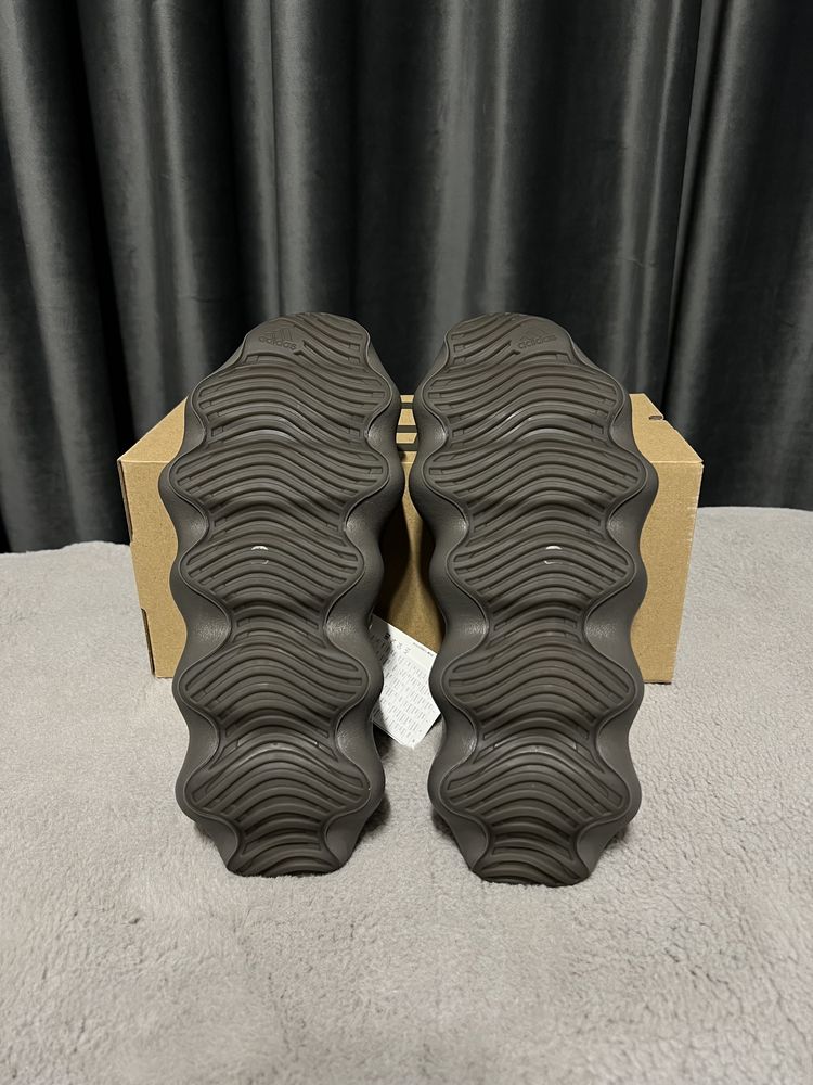 ORIGINALI (41 1/3) Adidas Yeezy 450 Cinder (US 8) Noi