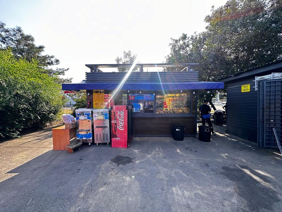 Продам  киоск только