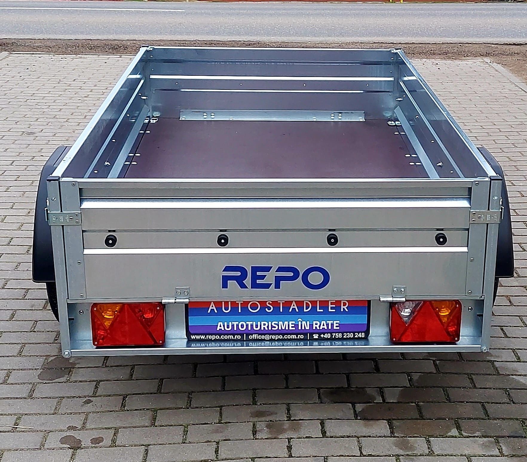 Remorca Repo RRS 750 Kg