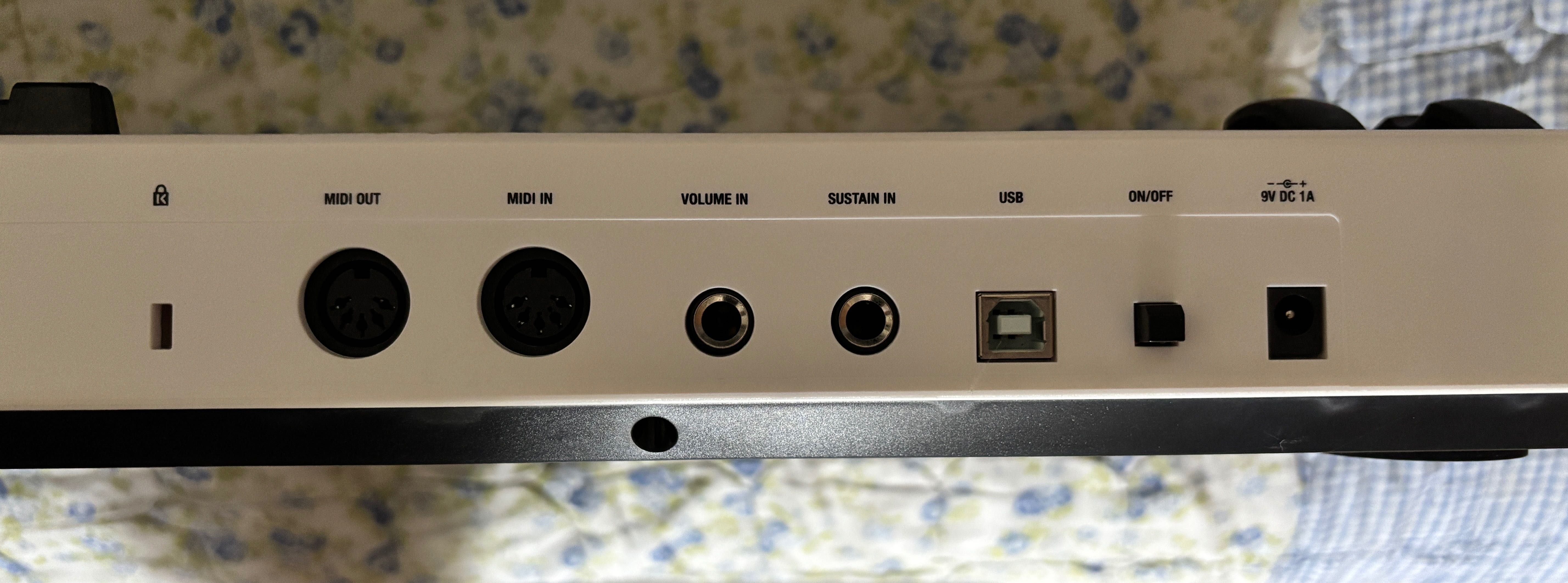 Controller MIDI M-Audio Code 61 – 61 clape, Stare impecabilă