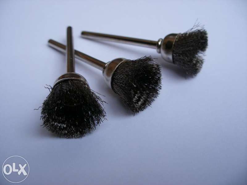 Четка телена месингова стоманена за Дремел Dremel бормашина