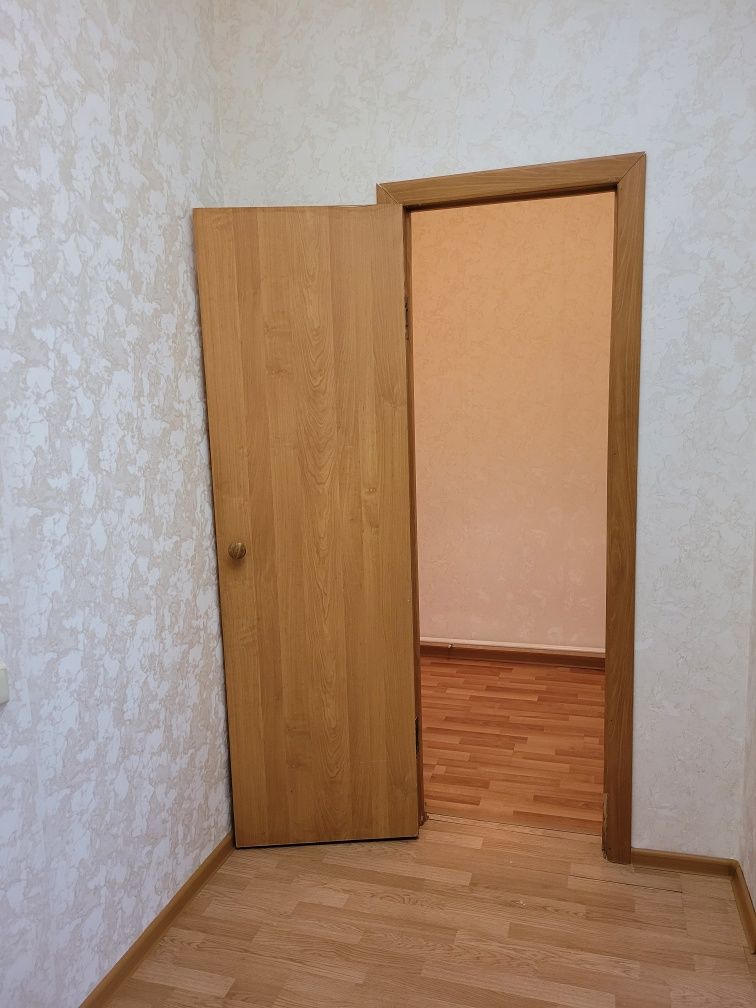 Шикарная 1.5 кв улучшенная, кирпич дом, 2 эт, 2 лоджии, ремонт, 42 м2