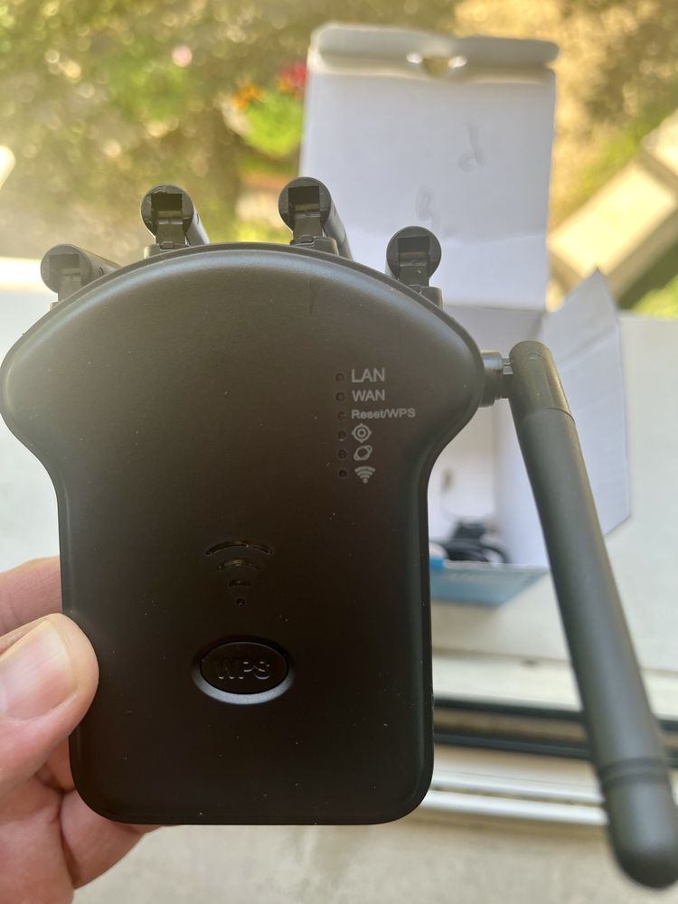 Усилвател на безжичен сигнал Repeater Wi-Fi