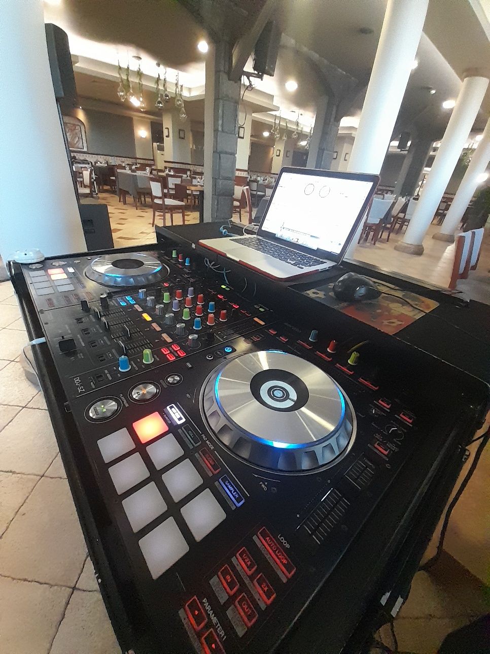 Pioneer DDJ SZ  ( SERATO DJ ) със case чанта The best Petkov
