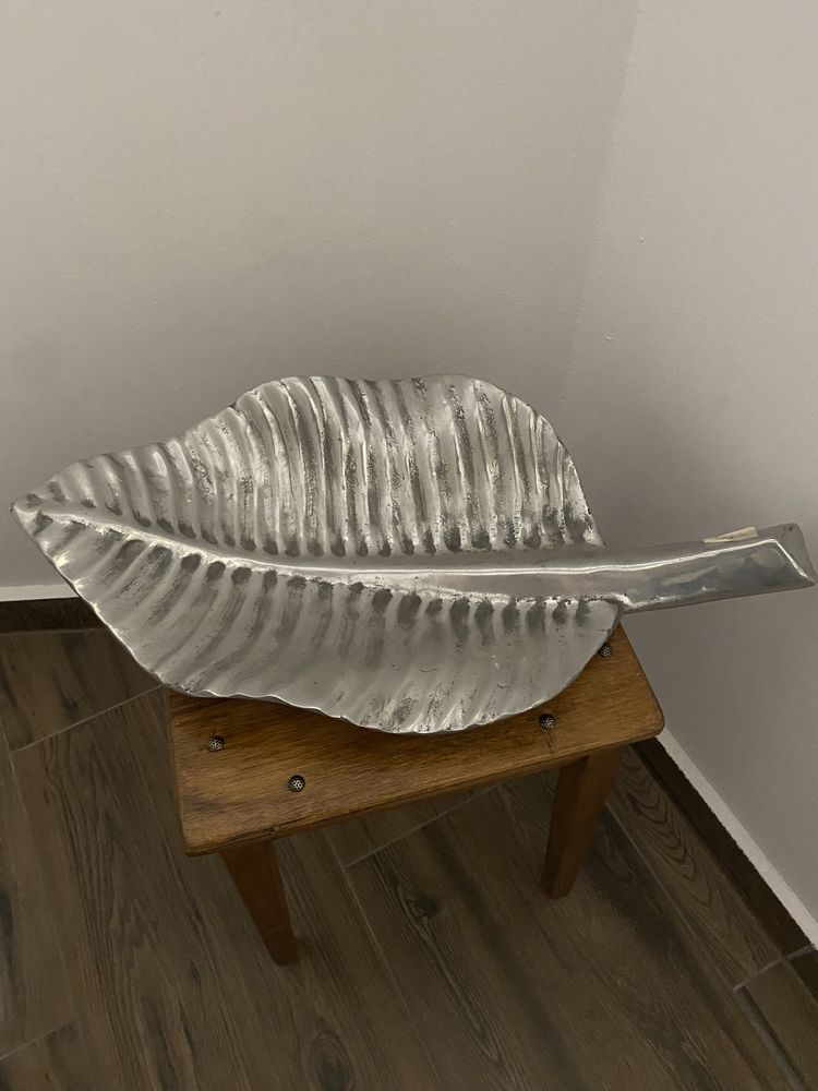 Decorațiune Frunză  din aluminiu 55cm