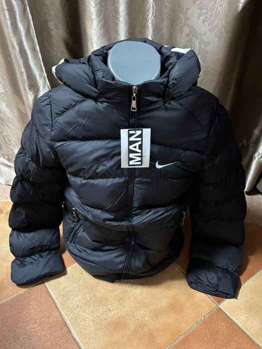 Geacă Nike bărbați!