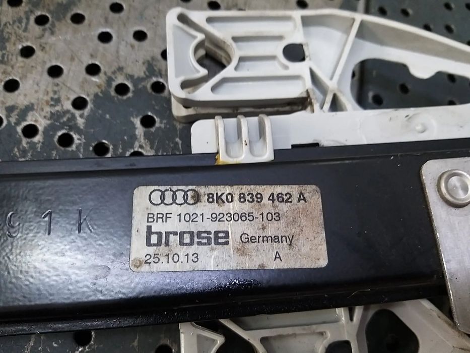 Macara geam electric dreapta spate audi a4 b8 8k 8k0839462a