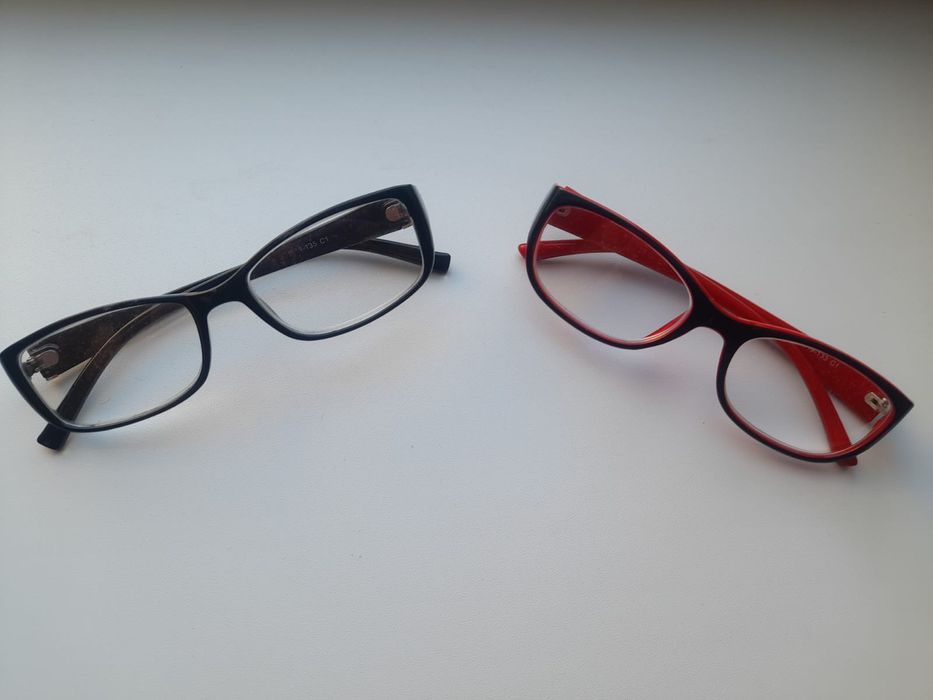 Продам очки для зрения +2.5