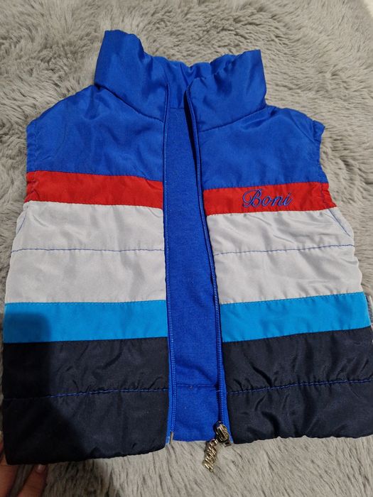 Vestă albastră băieței