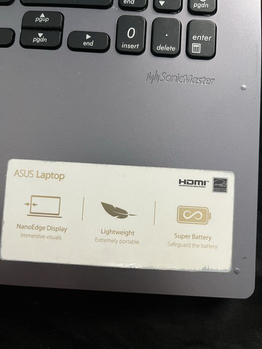 ASUS vivobook 15 A509FA-EJ367.