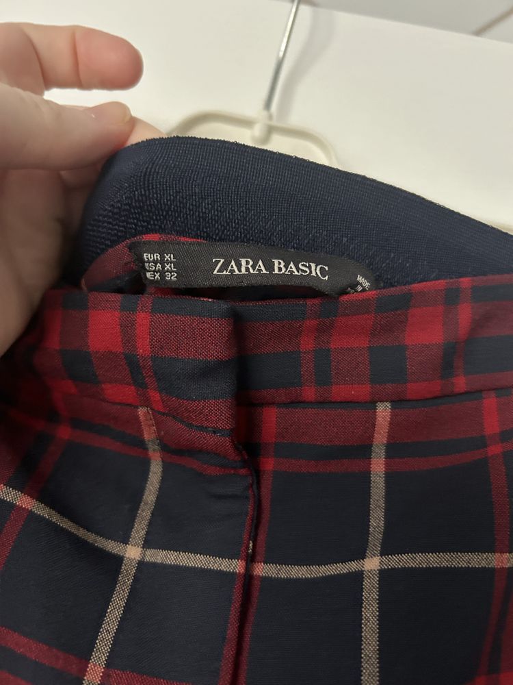 Панталон на Zara