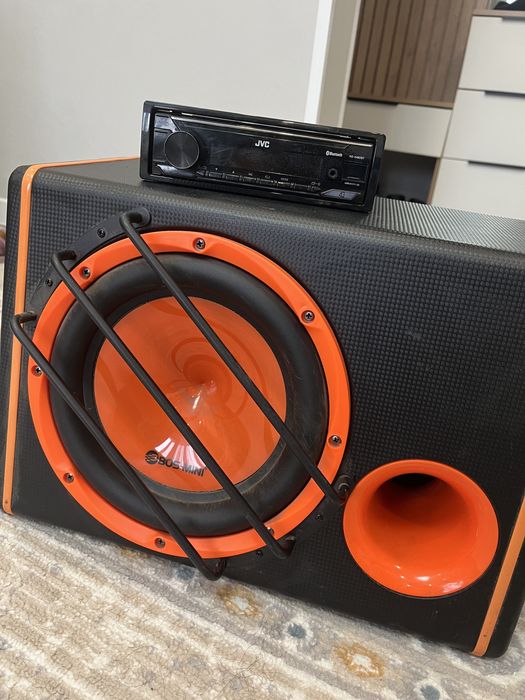 Продам магнитоллу JVC и буфер BOS-MINI