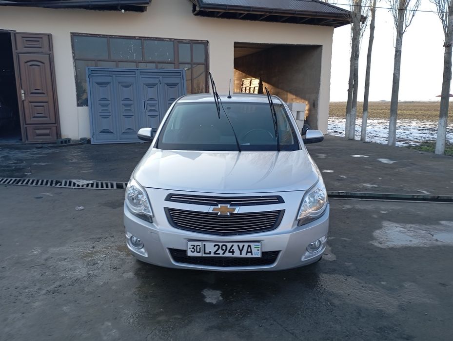 Cobolt mashina sotiladi