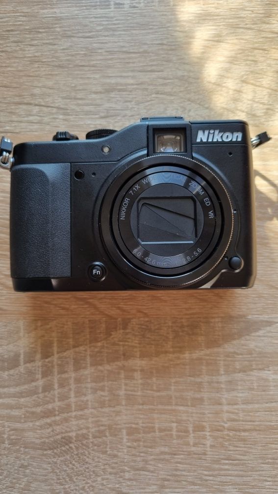 Продам фотоаппарат новый NIKON COOLPIX P7000 JAPAN