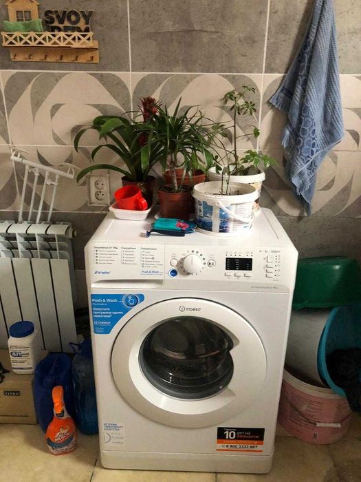 Продается стиральная машина Indesit