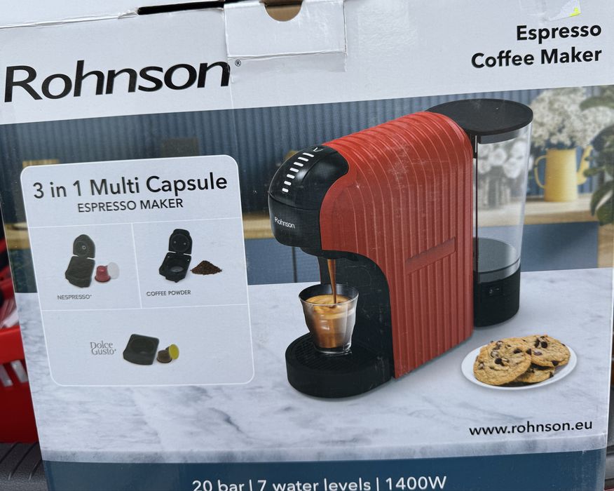 Еспресо машина за мляно кафе и капсули Rohnson