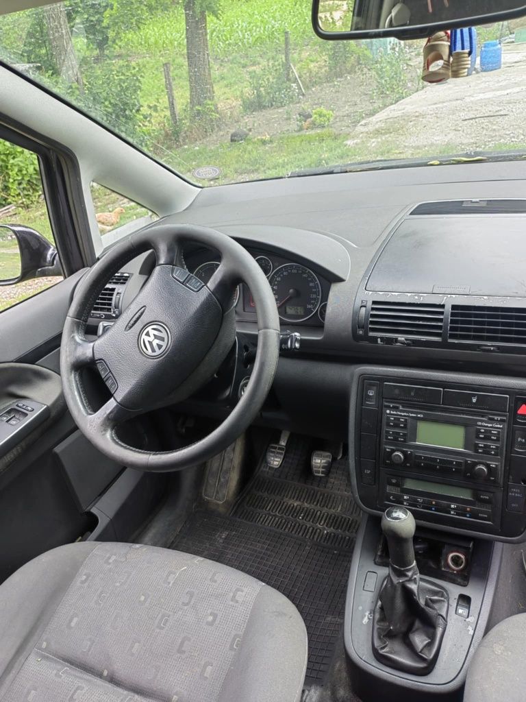 Vând saran mașină an toată regula cu actele la zi