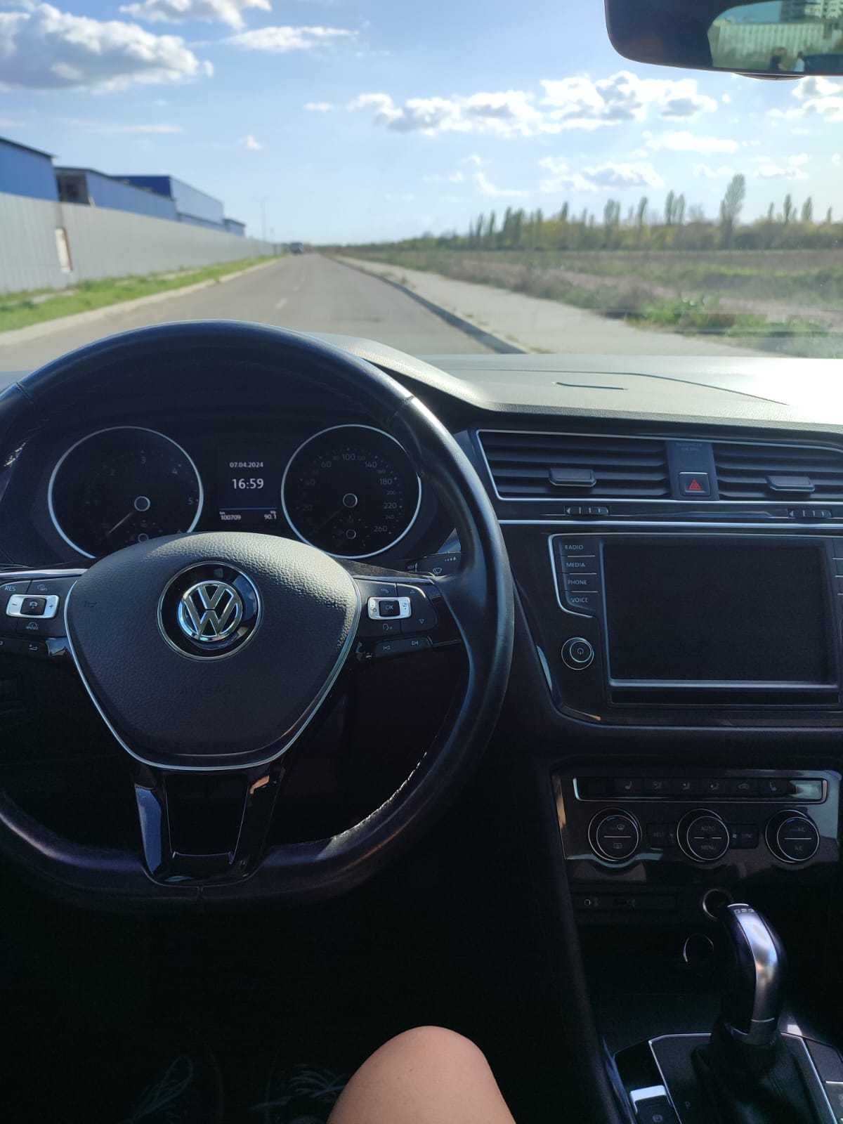 VW Tiguan 2.0 diesel, automatic, fabricatie 2017