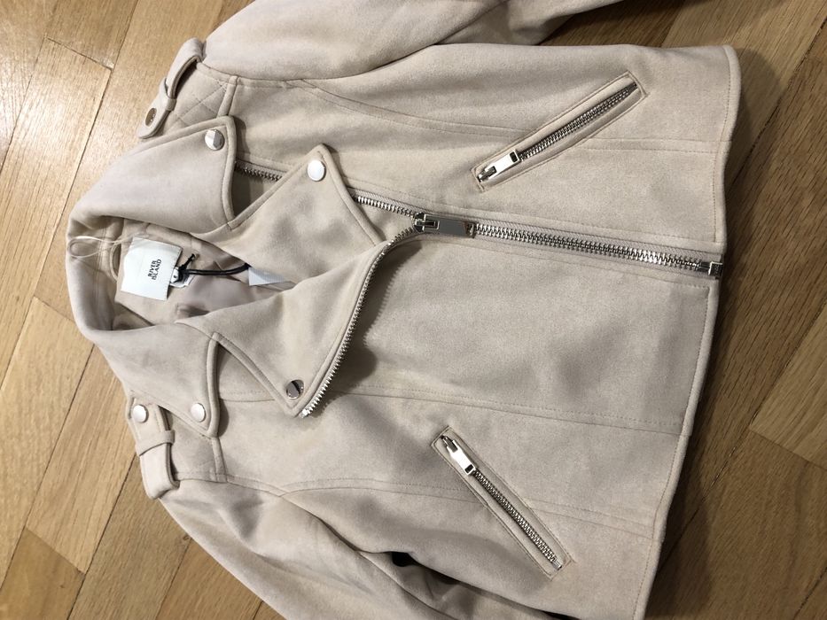 Geaca de primavara crem River Island noua
