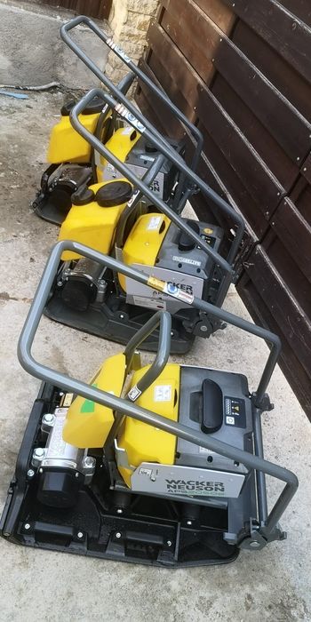 Vand sau schimb mai compactor Wacker Neuson acumulator