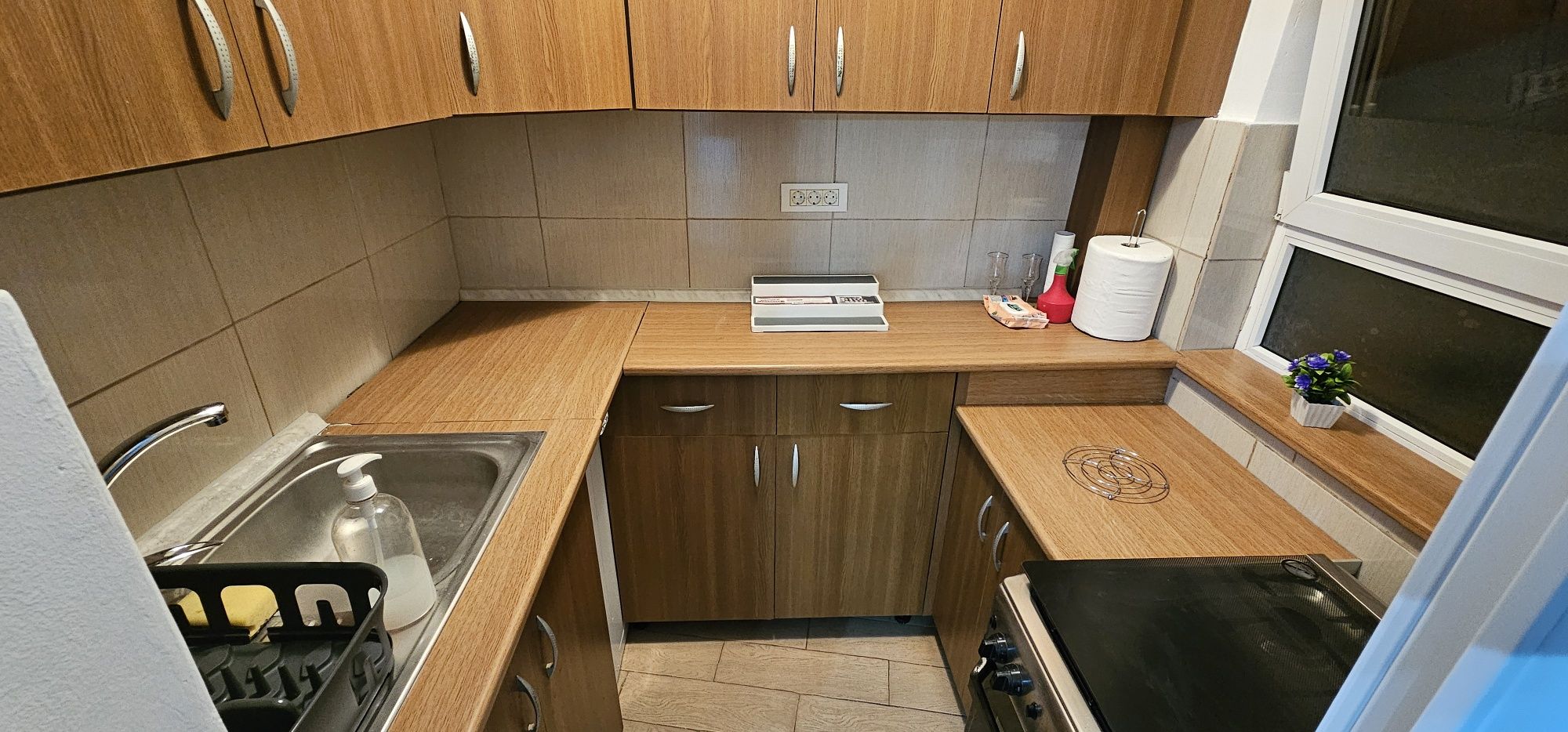 Închiriez apartament 2 camere Zona Intim