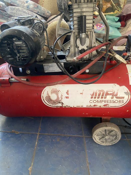 Компрессор 100 литер