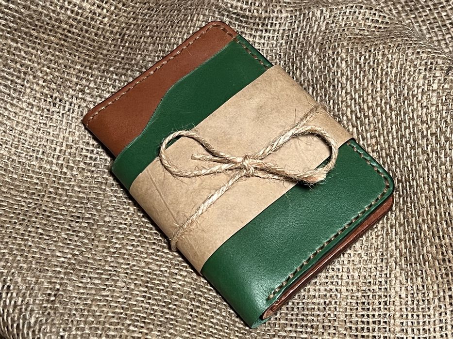 Vand portofel piele handmade verde, negru