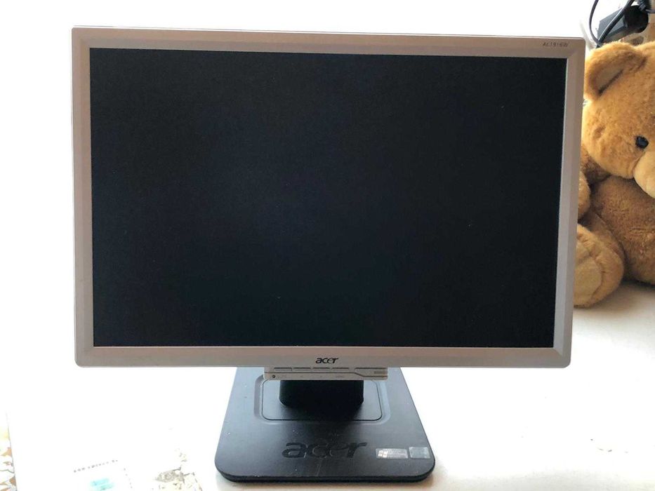 Monitoare pc Dell si Acer