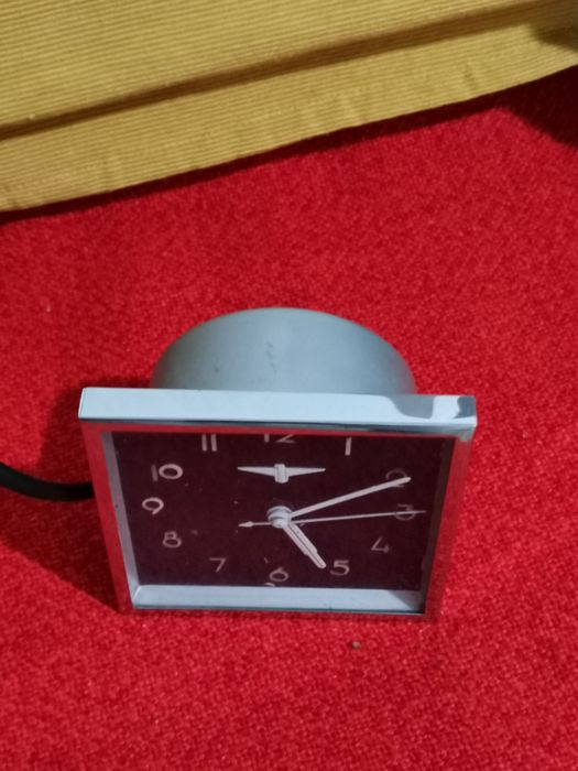 Ceas electric Adler