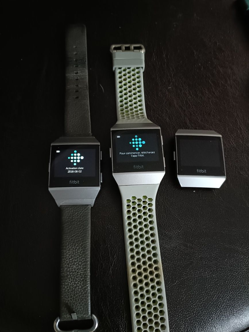 Vând FITBIT Ionic dezactivate pentru piese