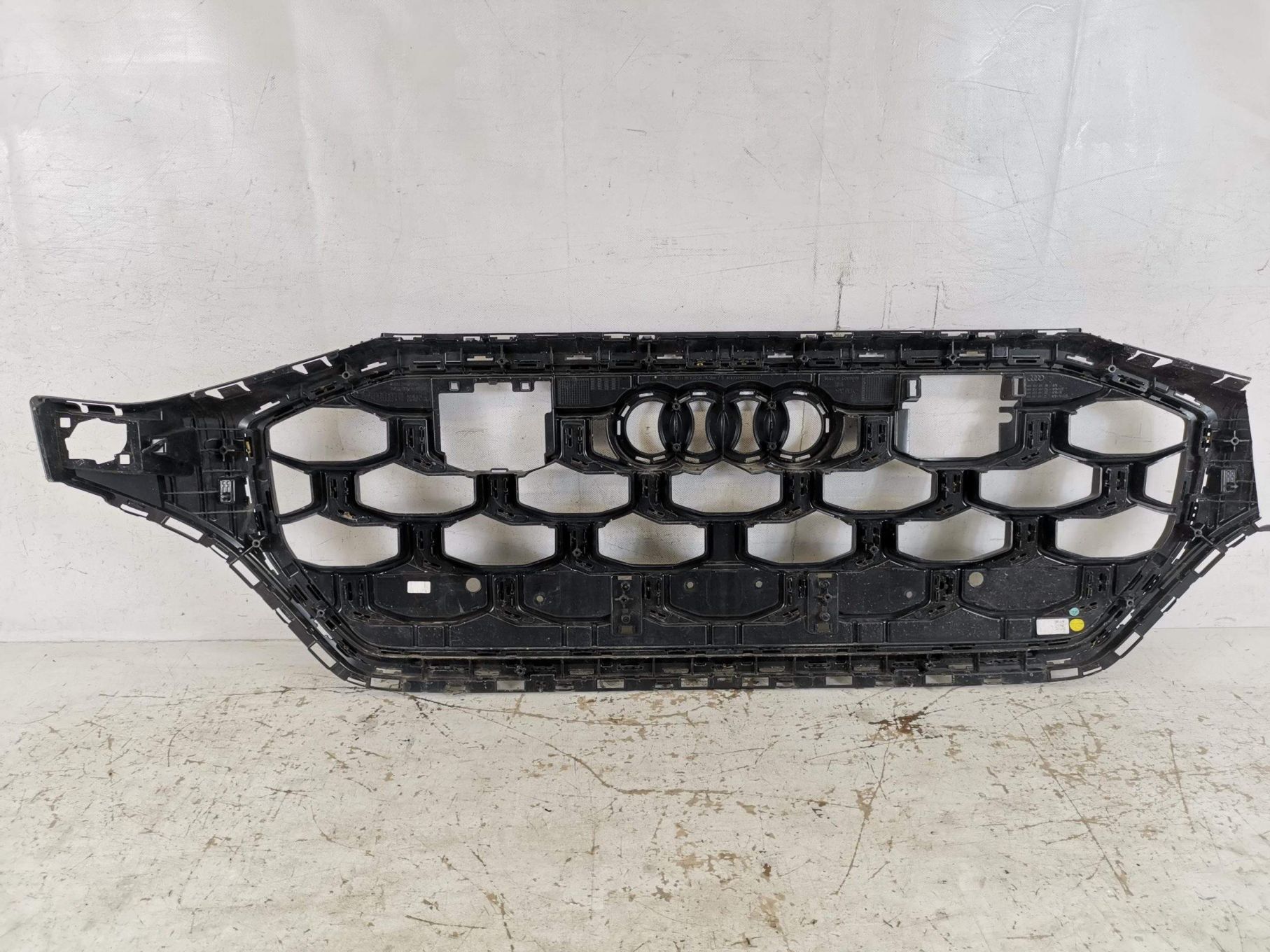Grila Radiator Audi Q8 1 2018 2019 2020 2021 2022 Originala Avariata