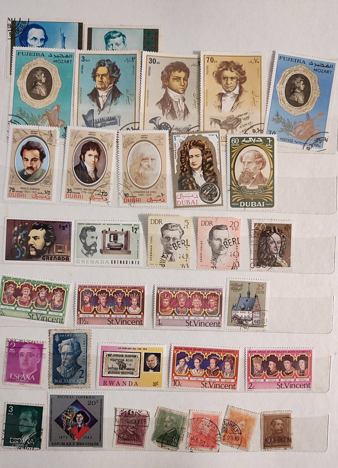 Clasoare mari 20 pagini cu timbre vechi