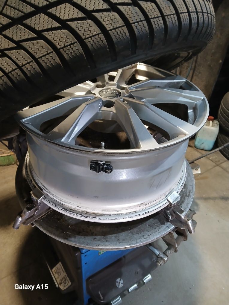 Set roti Audi Q7