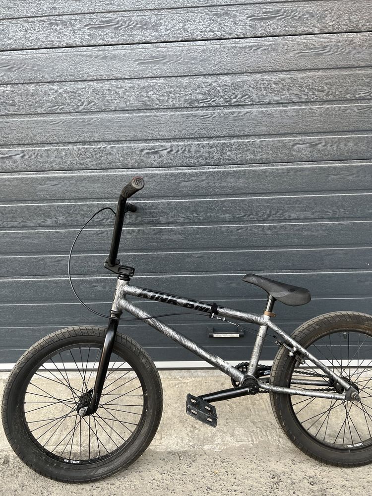 Продам BMX