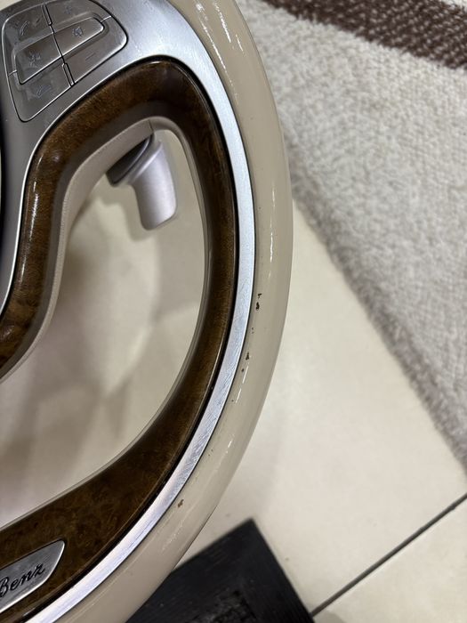 Оригинален волан от S class 222 Бежов със Бег комплект