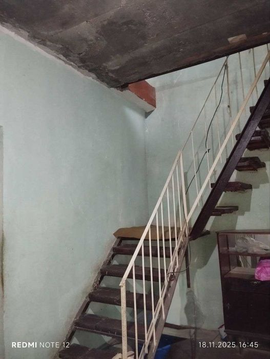 Toshkent shahri, Bektemir tumanida joylashgan UY SOTIQDA