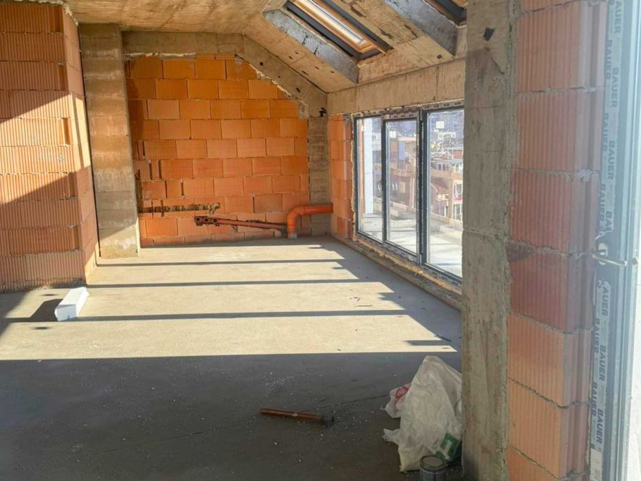 Продава се Тристаен апартамент в Варна, Център - 154 кв.м за 942 €/кв.м - Снимка #10