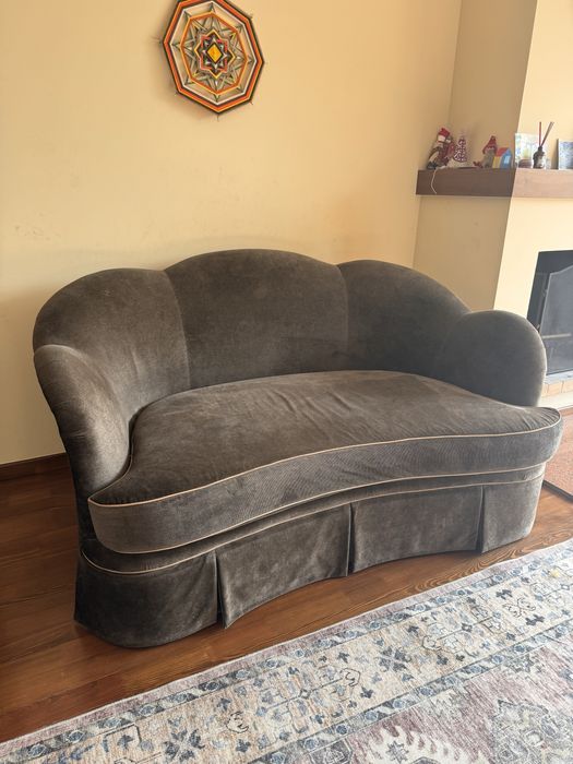 Продаю удобный диван в отличном состоянии