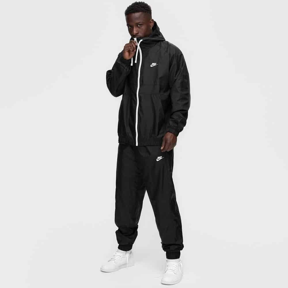 Мъжки шушлеков анцунг Nike