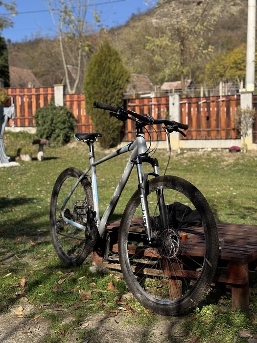 Vând/Schimb bicicletă MTB Capriolo LVL 9.3