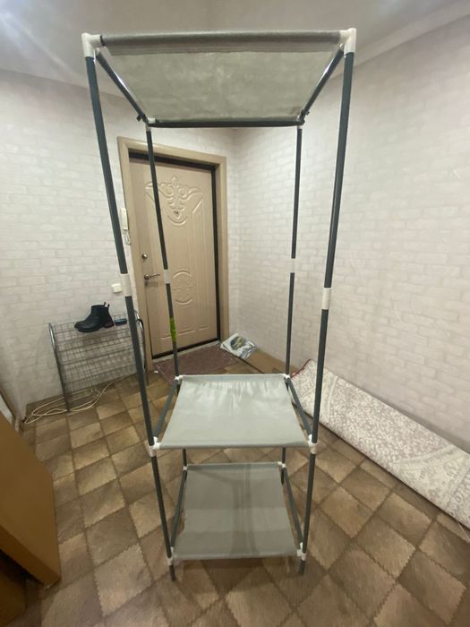 Мини вешалка для гардеробной