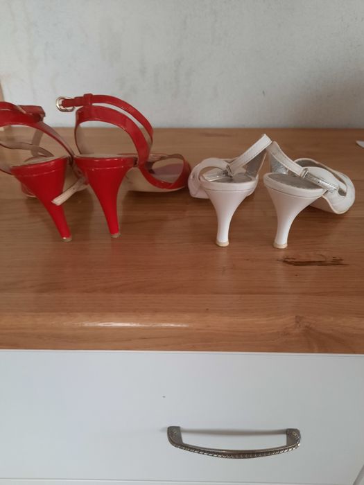 Lot sandale piele  Bata 39