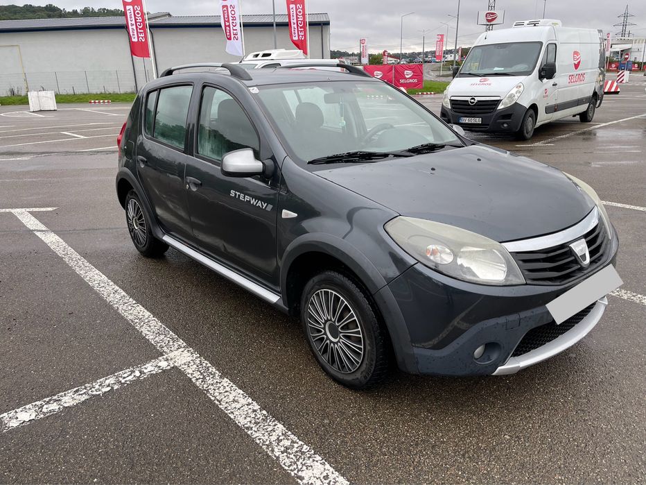 Vând Dacia Sandero Stepway 2010