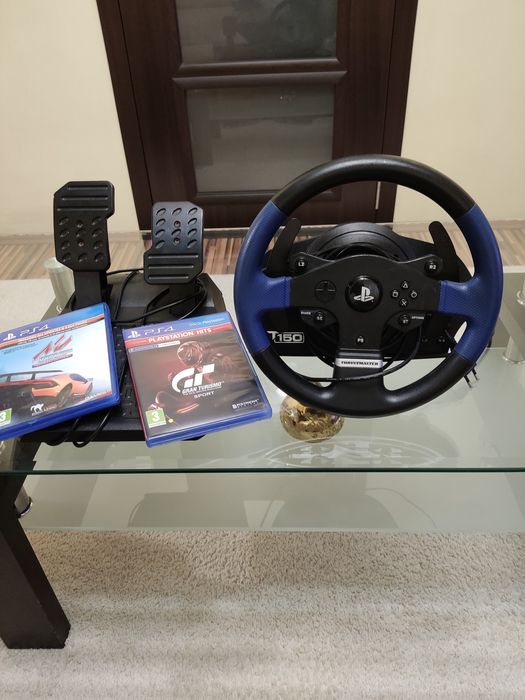Волан с педали за PS4-Т150 плюс игри.