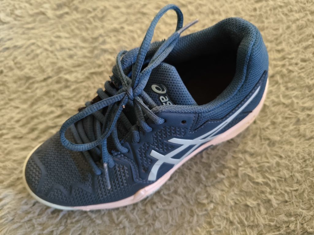 Маратонки за тенис Asics 34.5 i 36