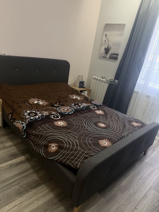 Продавам спалня с матрак 140/200