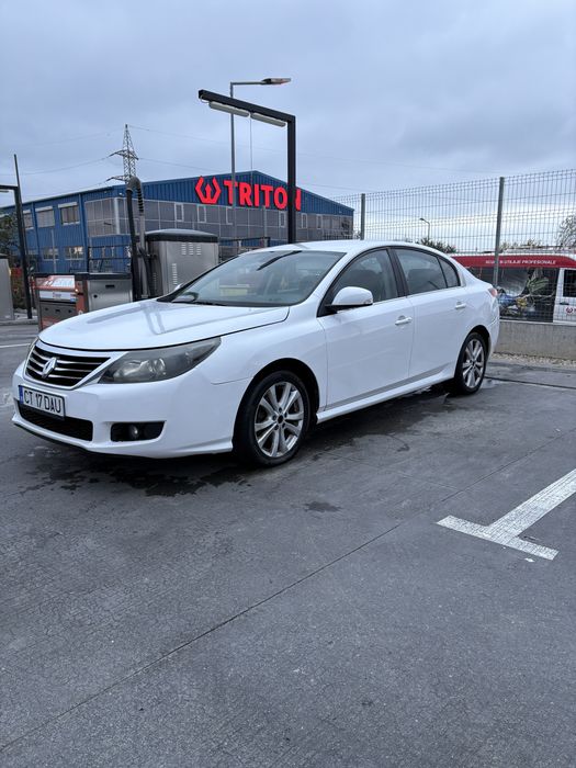 Renault Latitude