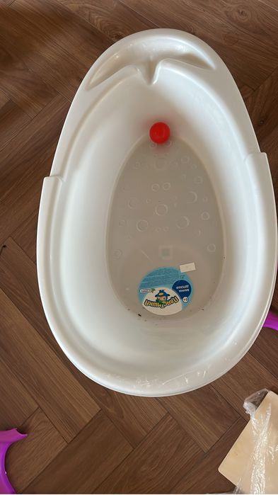 Продам ванночку детскую